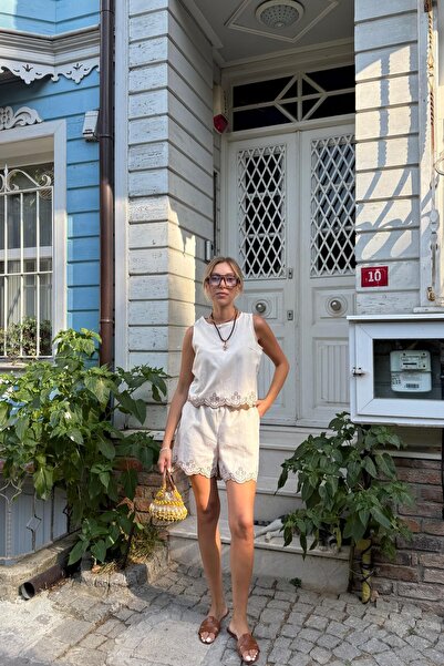 LEVURE بلوزة بتفاصيل تطريز تنورة TAŞ