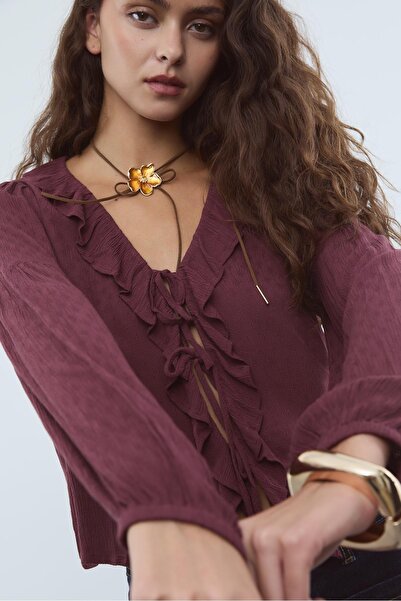 Stradivarius Dökümlü Fırfırlı Bluz