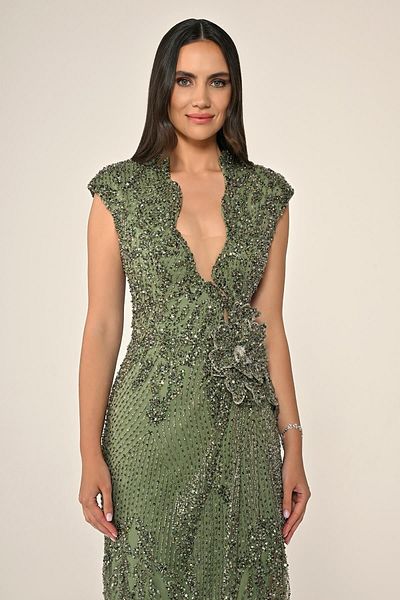 ALFABETA Alfa Beta Women's Low-Cut Waist Flower Accessory Sequin Long Evening Dress