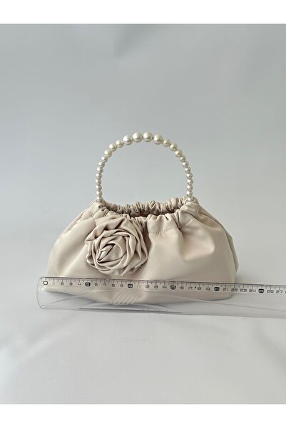 posst bag Βραδινό φόρεμα με χρώμα πέτρας, τσάντα χειρός με τριαντάφυλλα και πέρλες