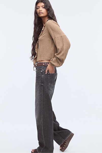 Stradivarius Fırfırlı dökümlü bluz