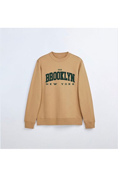 Harajuku Style بيج بروكلين مطبوع برقبة دائرية كبيرة الحجم 3 خيوط بيج