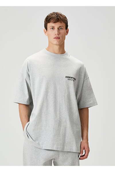 FEAR OF GOD ESSENTIALS Açık Gri Logo Baskılı T-shirt