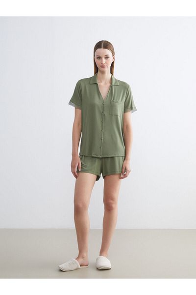 LC Waikiki Set pijama pentru femei cu guler de cămașă cu pantaloni scurți