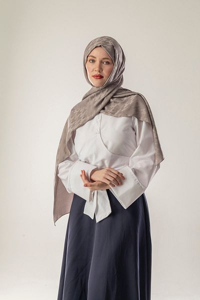 FLEUR SOİE Taupe Beige Large Scorpion Pattern Jacquard Shal