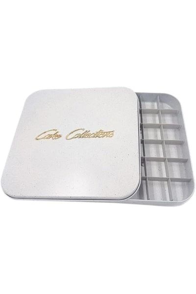 Generic Basbousa baking tray with white cutter, 31×5×28 cm, multiple colors