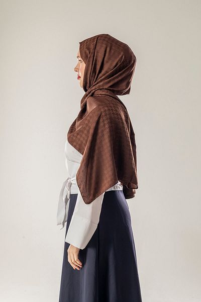 FLEUR SOİE Dark Brown Small Hawkbeak Pattern Jacquard Shal