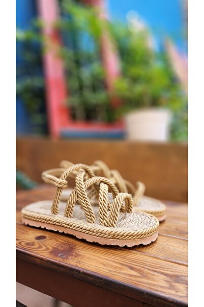 Shero shoes صندل من القش بحبل من القماش البيج من Bless