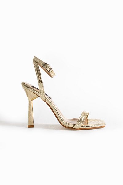 es exello Henna Back Open Ankle Tie Single Strap Gold Shoes