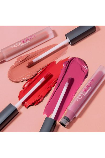 Huda Beauty أحمر شفاه سائل غير لامع يدوم طويلاً - أحمر شفاه سائل غير لامع (4.2 مل)