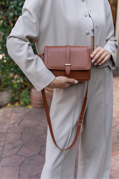 cosybag. حقيبة يد وكتف نسائية بتصميم بيري موديل كروس أنيقة وعملية للاستخدام اليومي TABA