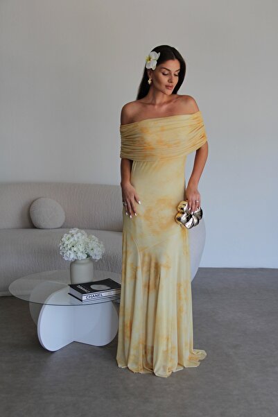 Julidress Φόρεμα από τούλι σιφόν Premium με κίτρινο σχέδιο με γιακά Madonna