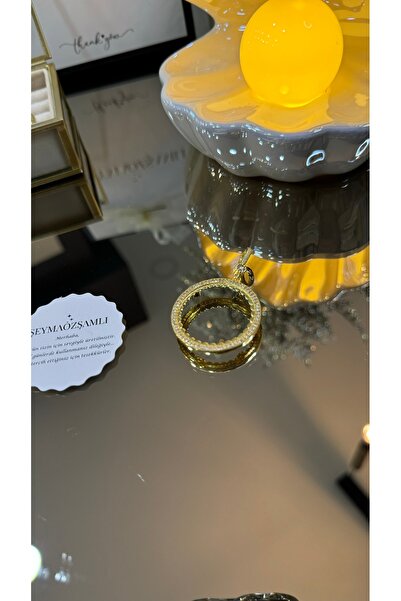 Şeyma ÖZŞAMLI KLASİK MODEL TAM ALTIN ÇERÇEVE kolye ucu