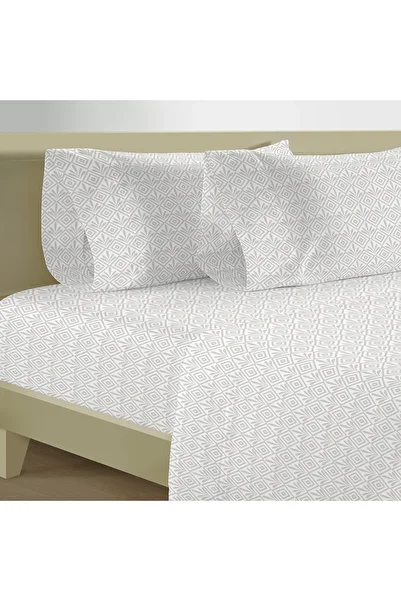 Boutique Blanche 300TC cotton fitted sheet - 120*200 tribal motif