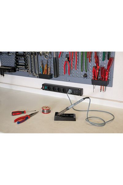 Brennenstuhl Prelungitor Bremounta 5 prize, 2 USB-uri, 3m, Buton On Off, prindere in suruburi