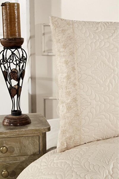 Çeyiz Diyarı Zoya Dantelli Kapitoneli Ultrasonik Çift Kişilik Yatak Örtüsü Bej