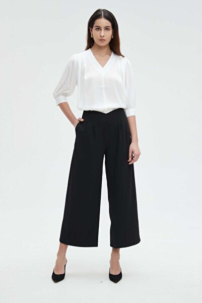 Nichii بلوزة نسائية برقبة عالية وأكمام 3/4