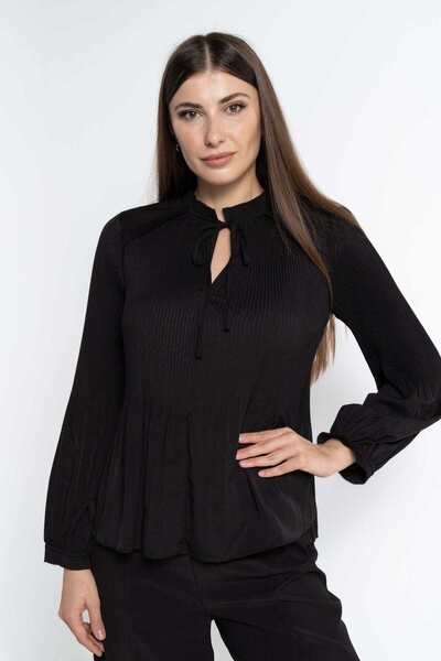 Nichii Women's Long Sleeve Blouse with Pleats and Front Opening
