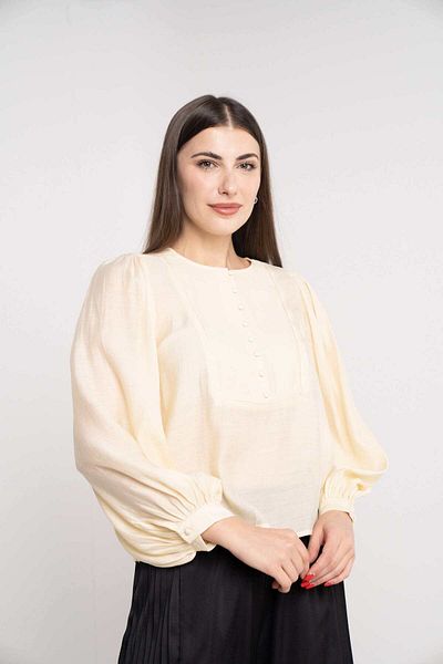 Nichii Solid Long Sleeve Puff Blouse