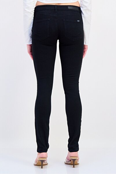 Vans Women Skinny Fit Solid Stretchable Denim, Black
