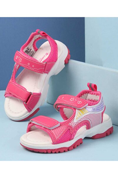 Cute Walk by Babyhug صندل "كيووت ووك" من بيبي هاج بإغلاق فيلكرو وطبعة قلوب - ...