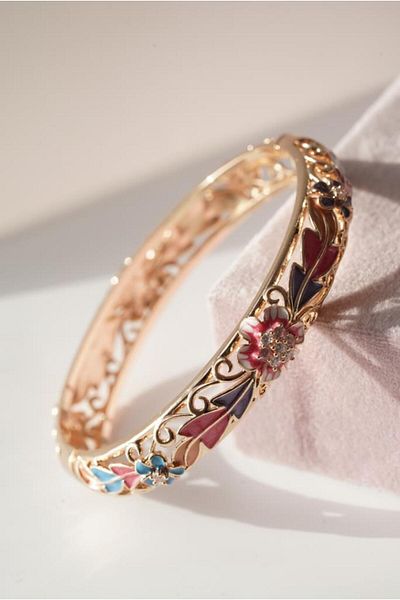 AŞIK ACCESSORIES Purple Pink Floral Butterfly Handcuff Bracelet