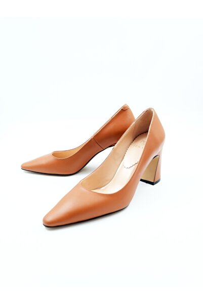 Tenau Kadın Hakiki Deri Topuklu Ayakkabı