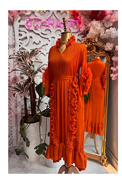 ŞEHRAZAT BUTİK Şehrazat Butik Lines Tasarım Elbise