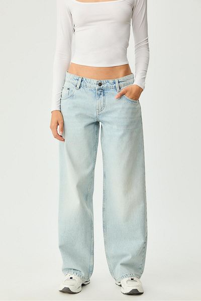 Stradivarius Mid-rise baggy jeans