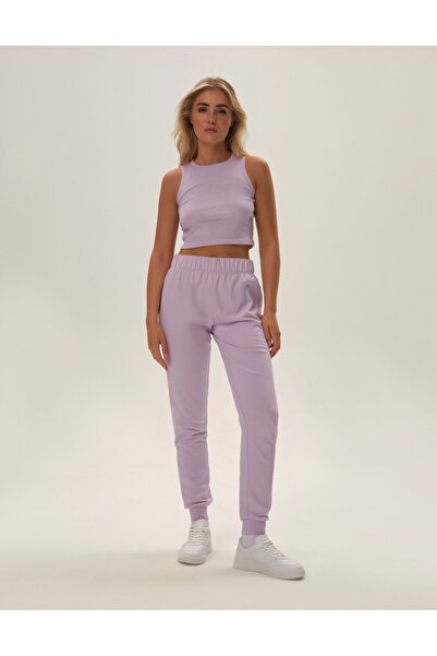 Bloovii Pantalonii clasici pentru femei combină subtilitatea cu confortul. Te...