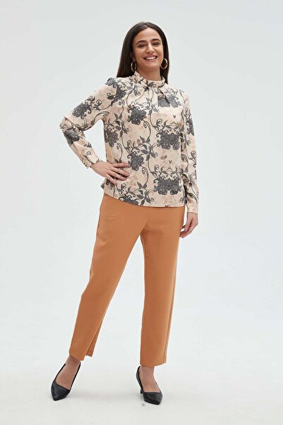 mica Floral Women's Blouse with Long Sleeves and Neckline