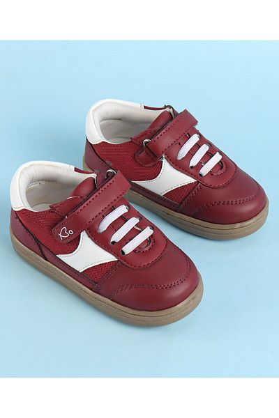 Babyoye Casual Shoes with Velcro Closure - Red