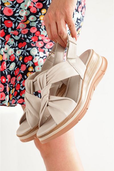 Modabuymus Linyas Crem Bej Culoare Sandale de vară din piele naturală Pantofi cu velcro cu toc pană