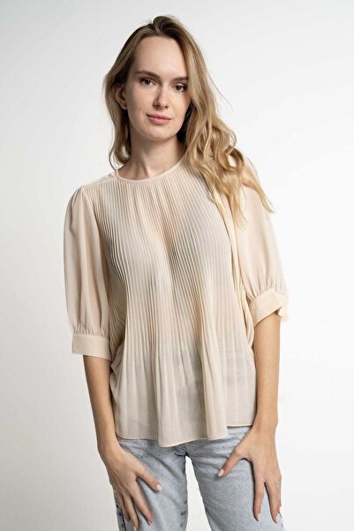 mica بلوزة نسائية مطوية بأكمام 3/4