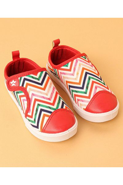 Cute Walk by Babyhug Cute Walk by Babyhug Casual Shoes With Velcro Closure - Red