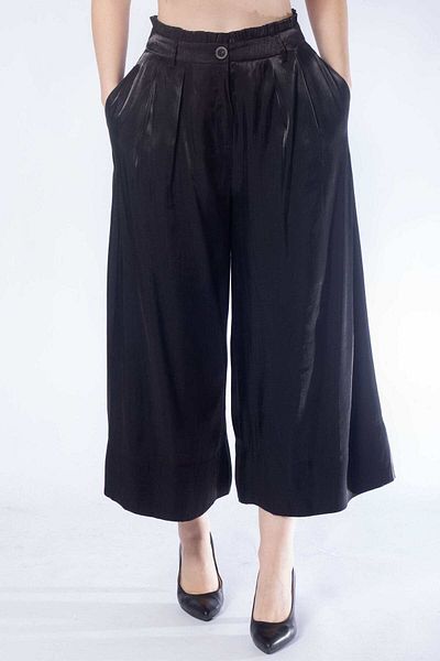mica Shiny High-Waisted 3/4 Trousers