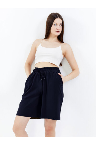 OXVİN Women's Parachute Thin Fabric Comfortable Fit Hidden Zipper 3 Pocket Shorts