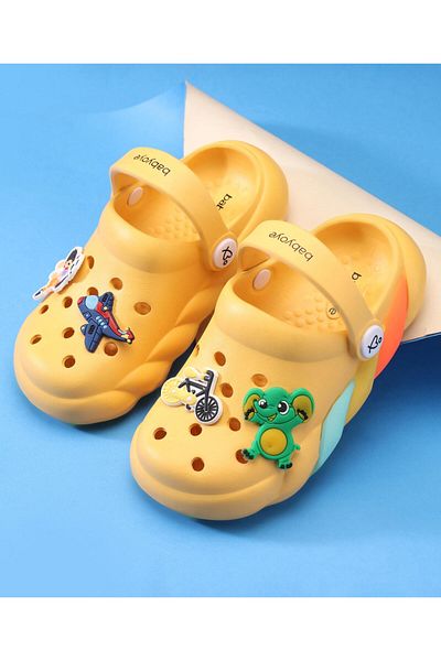 Babyoye Clogs with Strap Closure & Applique Detail - Yellow
