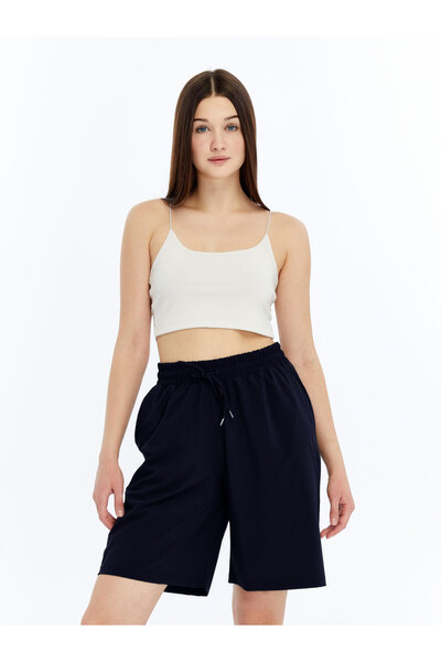 OXVİN Women's Parachute Thin Fabric Comfortable Fit Hidden Zipper 3 Pocket Shorts