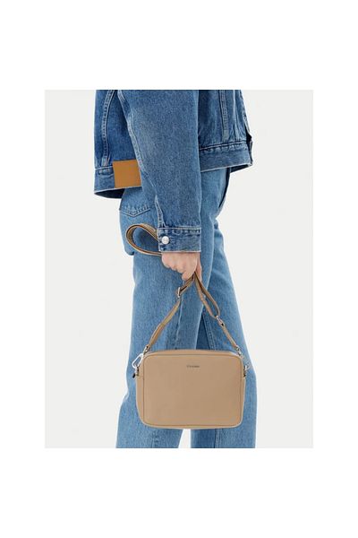 Calvin Klein Ck K60K613145 Ck Must Small Camera Women's Bag