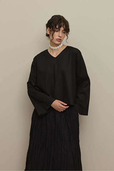 Fahhar Wide Sleeve Linen Top Black