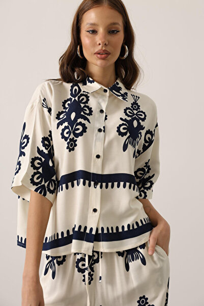 VAGGON Women's White Patterned Short Sleeve Shirt and Pants Set Vs00585