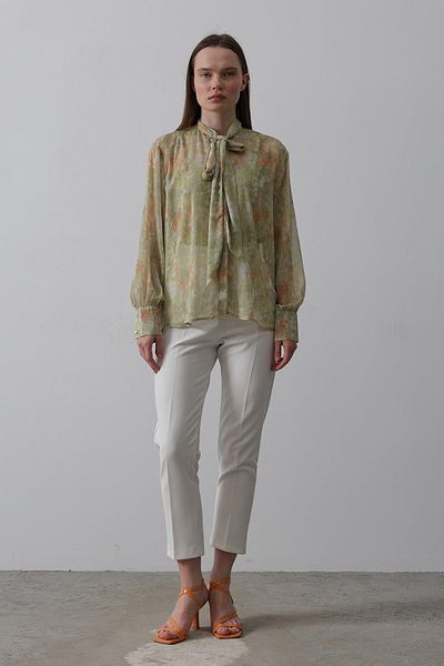 VAGGON Women's Peanut Green Chiffon Shirt with Thick Cuff and Scarf Collar Vs00507