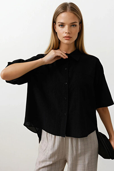 VAGGON قميص مخطط بأكمام نصف بالون أسود للنساء Vs00572