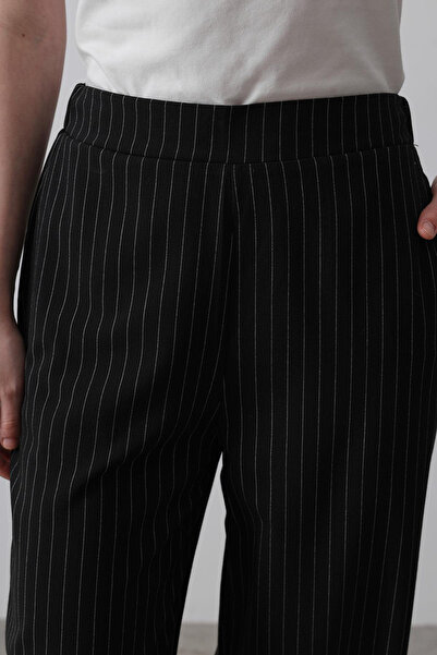 VAGGON Women's Black White Waist Half Elastic Striped Palazzo Pants Vs00537