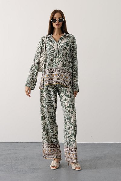 VAGGON Patterned Half Placket Blouse and Pants Set