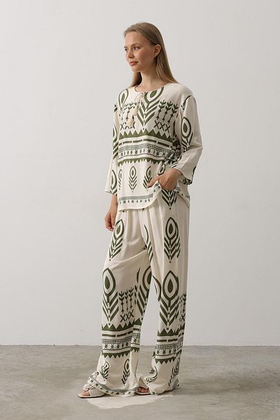 VAGGON Printed Tassel Detailed Suit