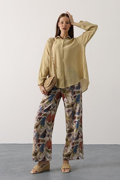 VAGGON Patterned Trousers and Oversize Shirt Set