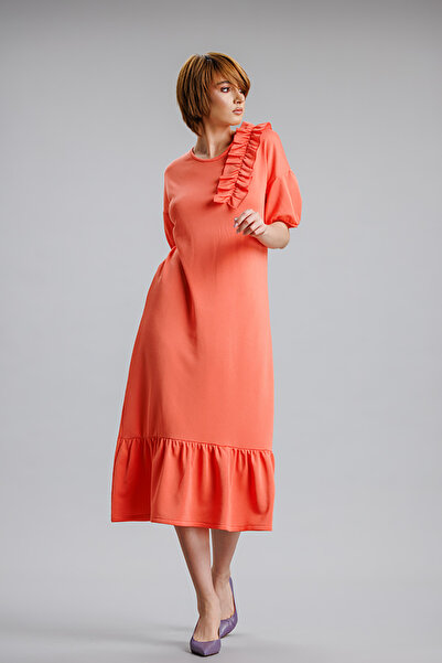 RVL Salmon dress with decorative ruffle appliqué