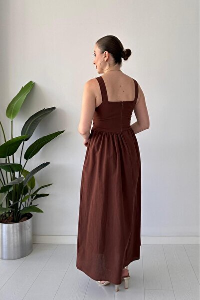 MaziButik Double Buckle Low-Cut Dress Brown